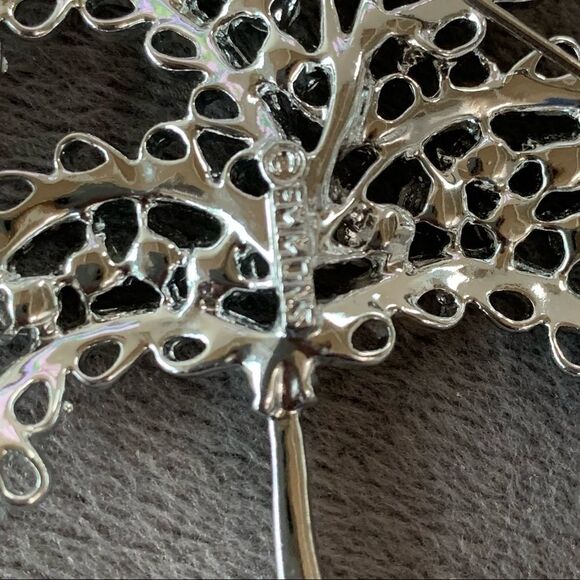 Emmons vintage ab rhinestone filagree leaf earrings and  matching pin set mint - Picture 7 of 16